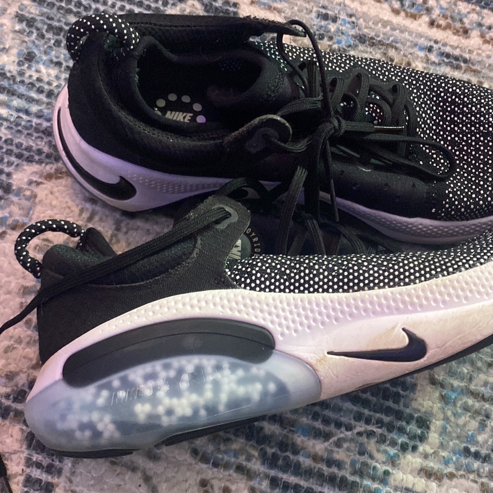 nike running shoes